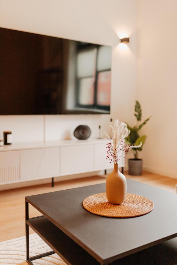 Design Apartment Stadtfeld-Ost Mit Netflix & 2 Schlafzimmern マクデブルク エクステリア 写真
