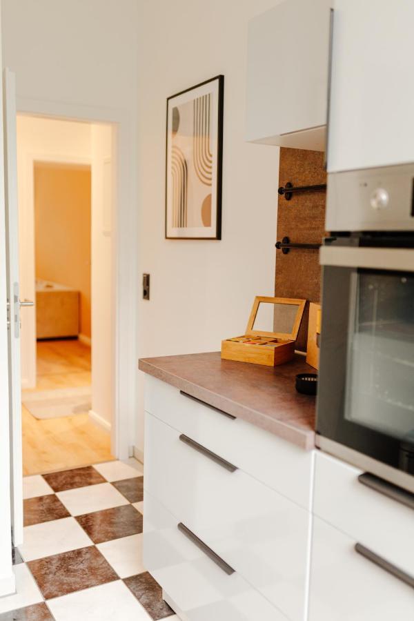Design Apartment Stadtfeld-Ost Mit Netflix & 2 Schlafzimmern マクデブルク エクステリア 写真